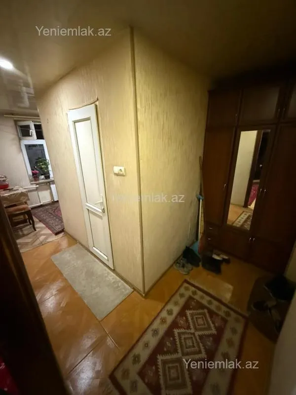 Satılır 2 otaqlı köhnə tikili 55 m²