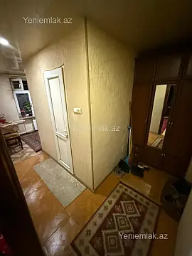 Satılır 2 otaqlı köhnə tikili 55 m²