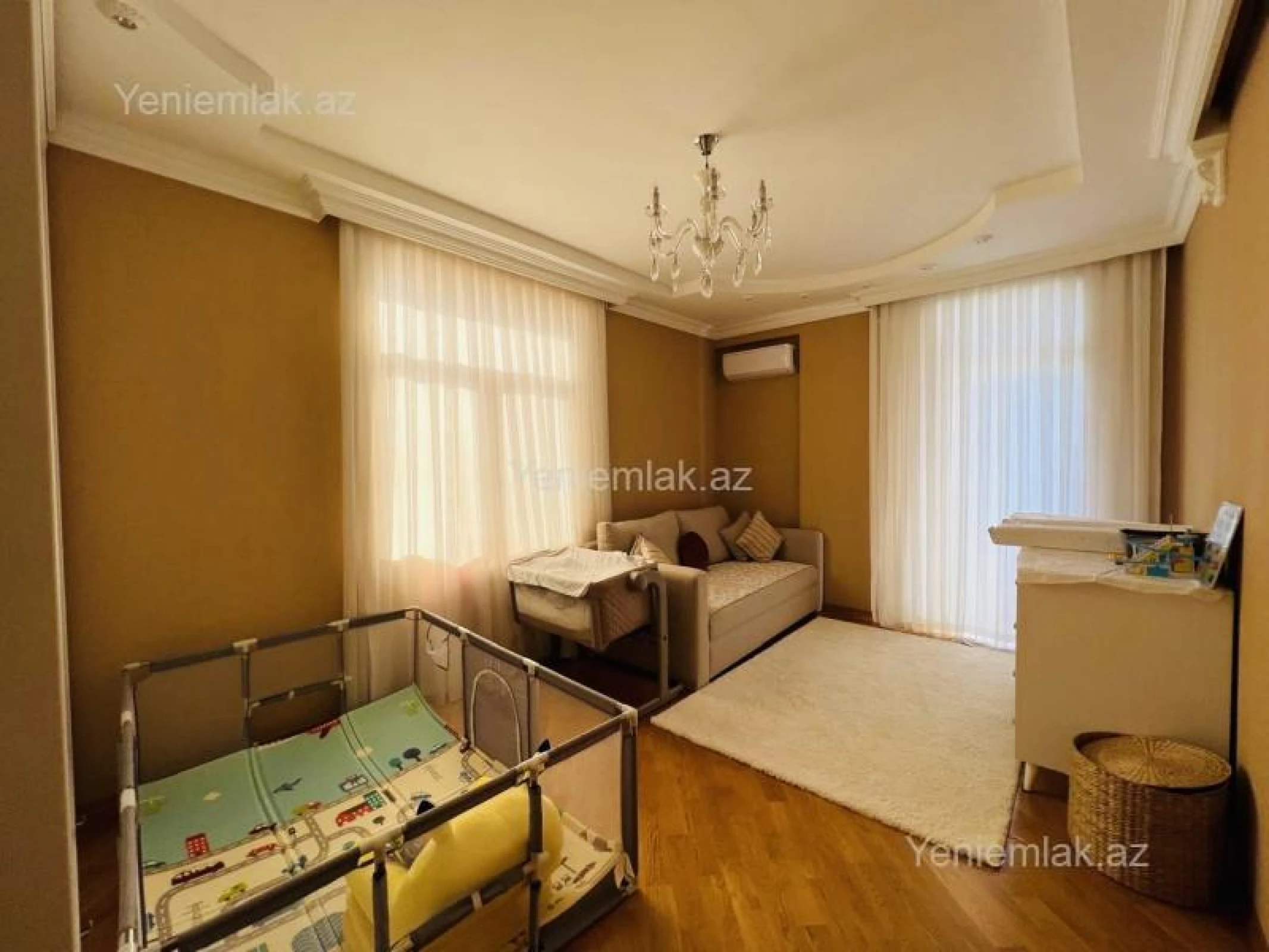 Satılır 3 otaqlı yeni tikili 145 m²