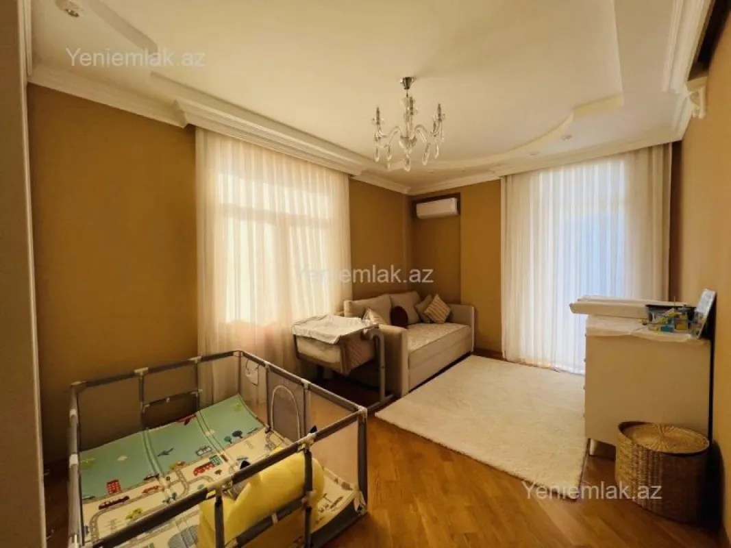 Satılır 3 otaqlı yeni tikili 145 m²