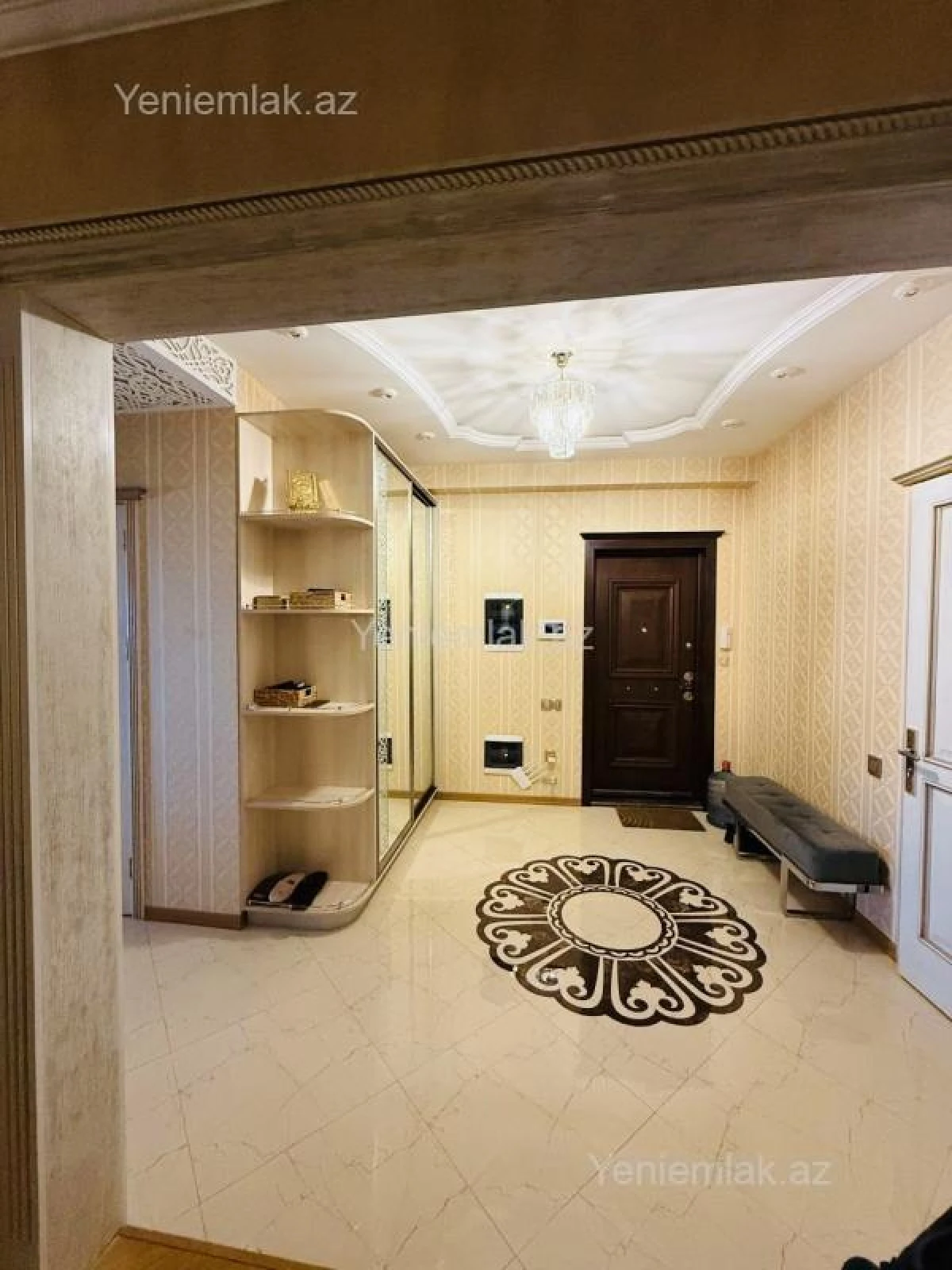 Satılır 3 otaqlı yeni tikili 145 m²