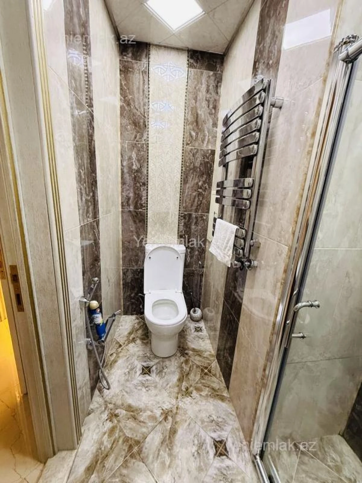 Satılır 3 otaqlı yeni tikili 145 m²