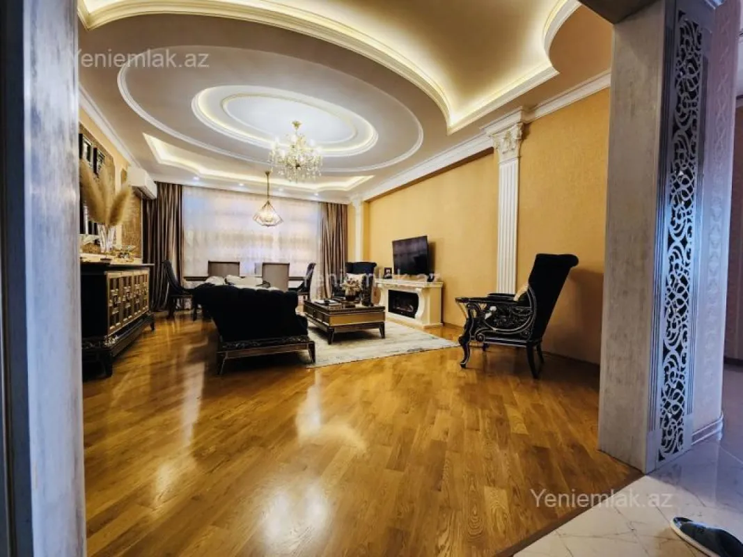Satılır 3 otaqlı yeni tikili 145 m²