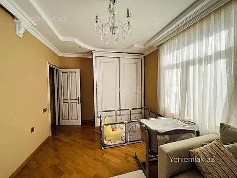 Satılır 3 otaqlı yeni tikili 145 m²