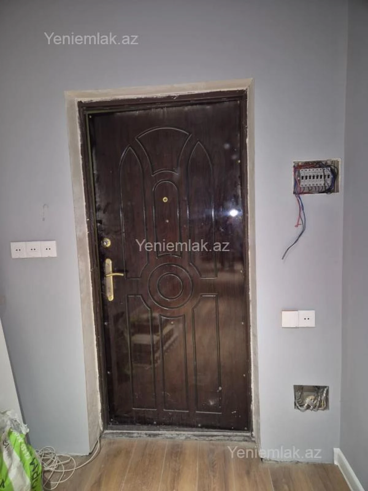 Satılır 3 otaqlı yeni tikili 100 m²