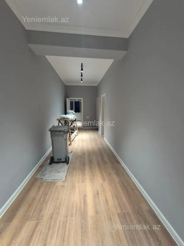 Satılır 3 otaqlı yeni tikili 100 m²