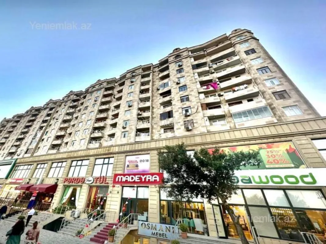 Satılır 3 otaqlı yeni tikili 135 m²