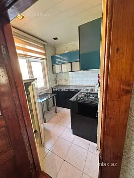 Satılır 2 otaqlı köhnə tikili 55 m²