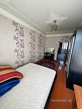 Satılır 2 otaqlı köhnə tikili 55 m²