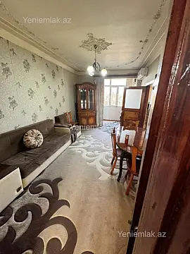 Satılır 2 otaqlı köhnə tikili 55 m²