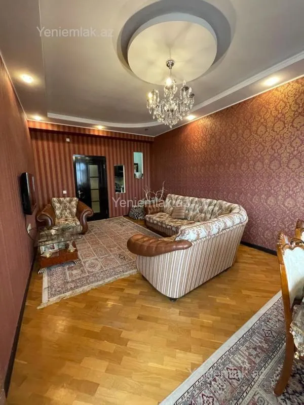 Satılır 2 otaqlı yeni tikili 72 m²