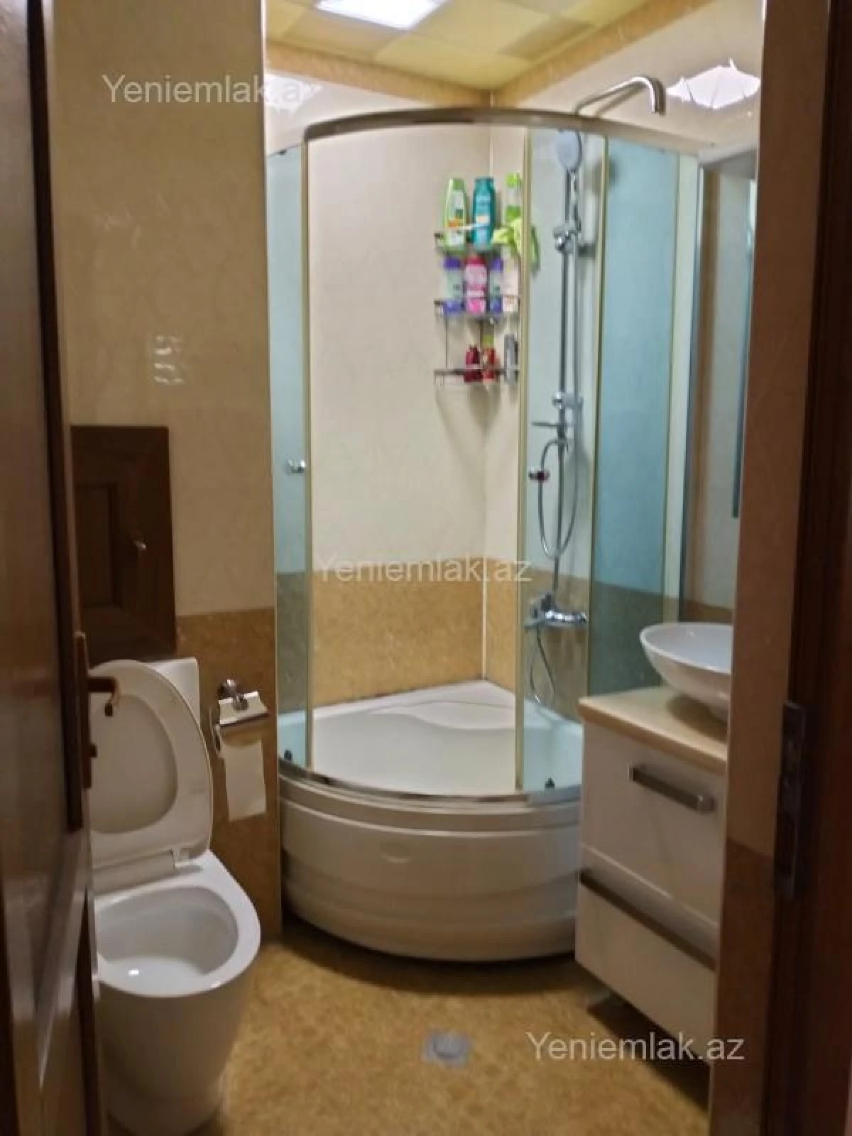 Satılır 5 otaqlı köhnə tikili 120 m²