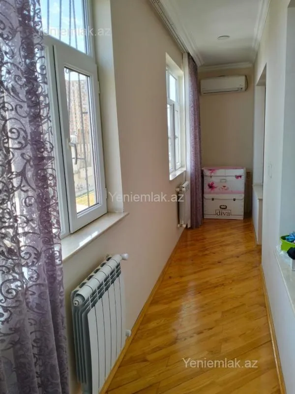 Satılır 5 otaqlı köhnə tikili 120 m²