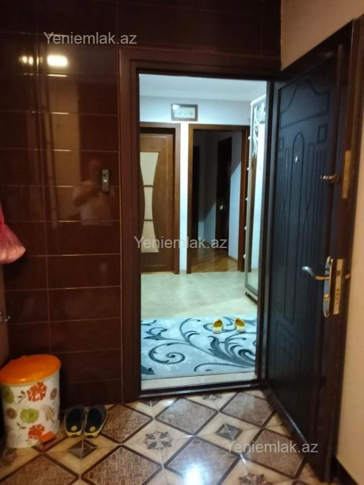 Satılır 5 otaqlı köhnə tikili 120 m²