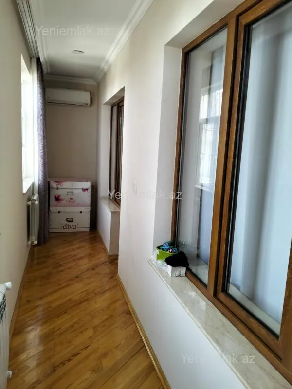 Satılır 5 otaqlı köhnə tikili 120 m²