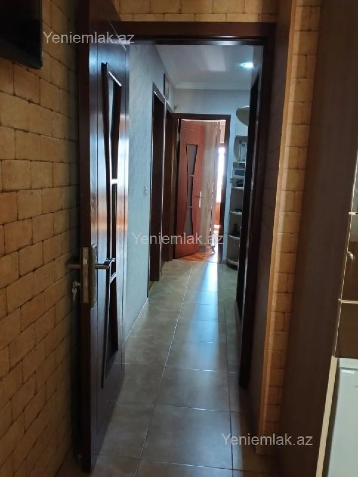 Satılır 5 otaqlı köhnə tikili 120 m²