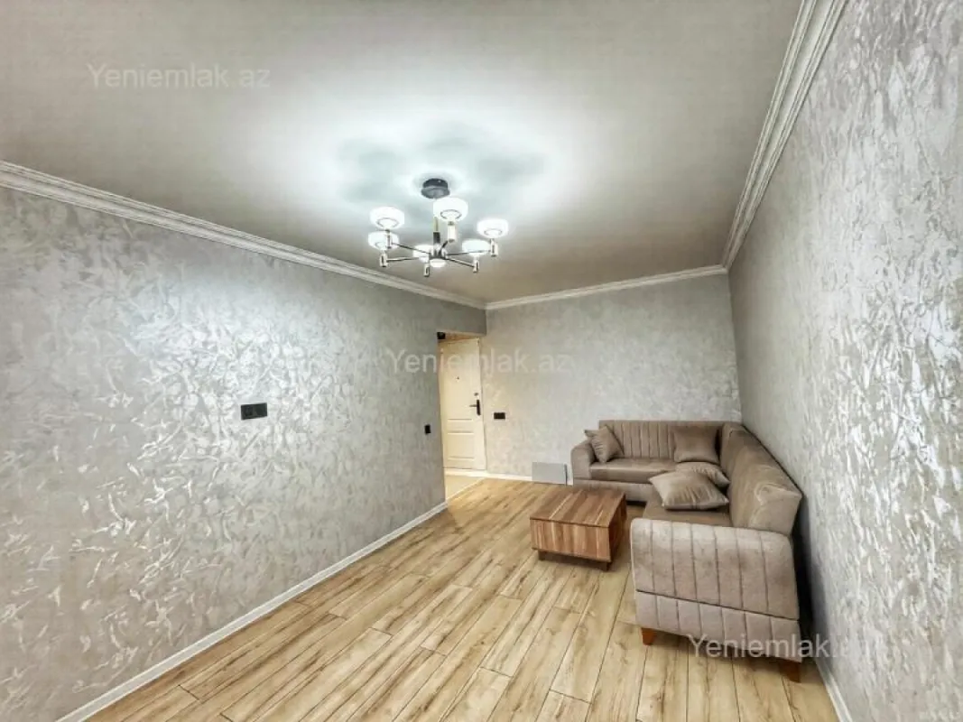 Satılır 2 otaqlı köhnə tikili 40 m²