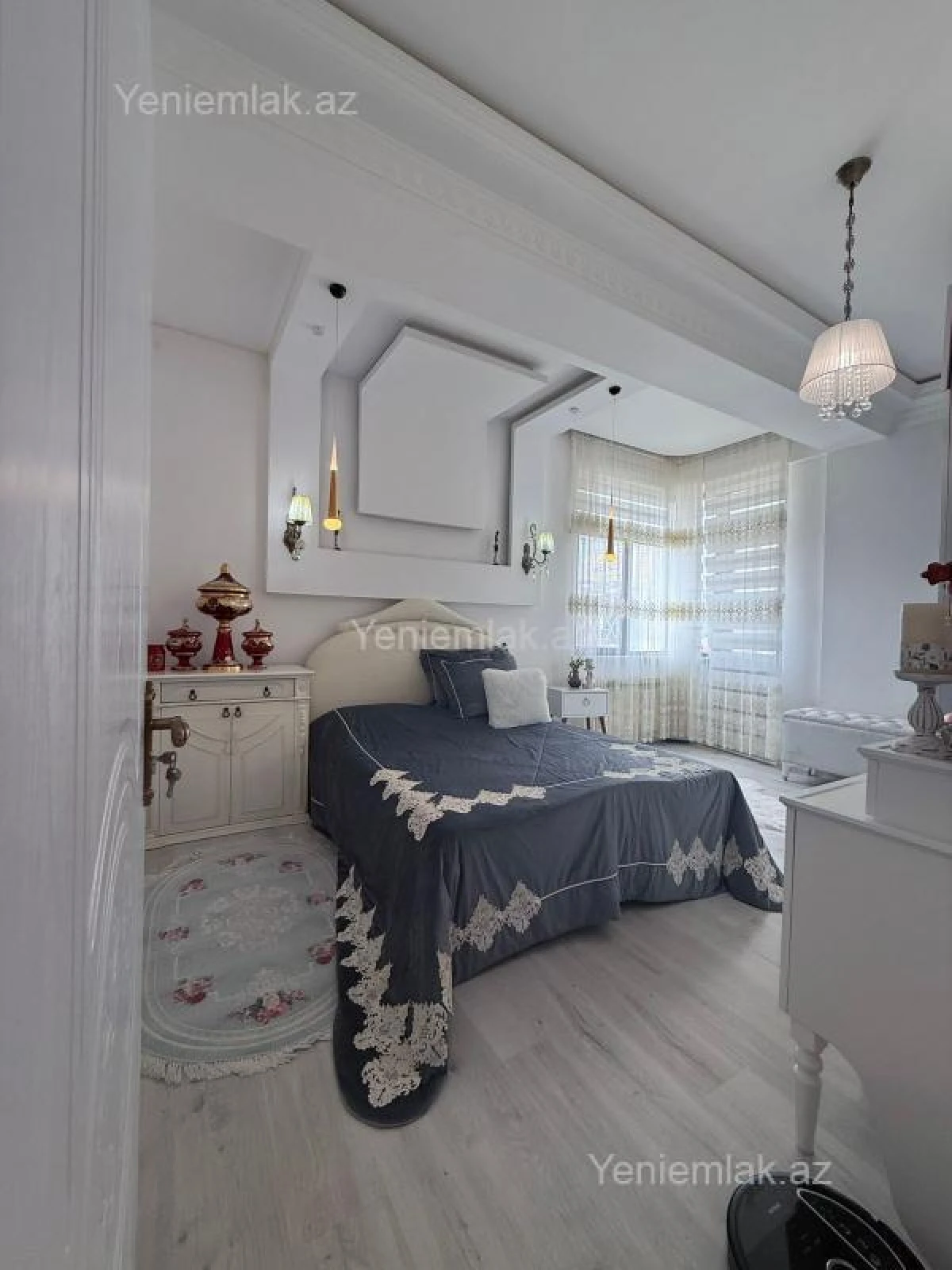 Satılır 3 otaqlı yeni tikili 90 m²
