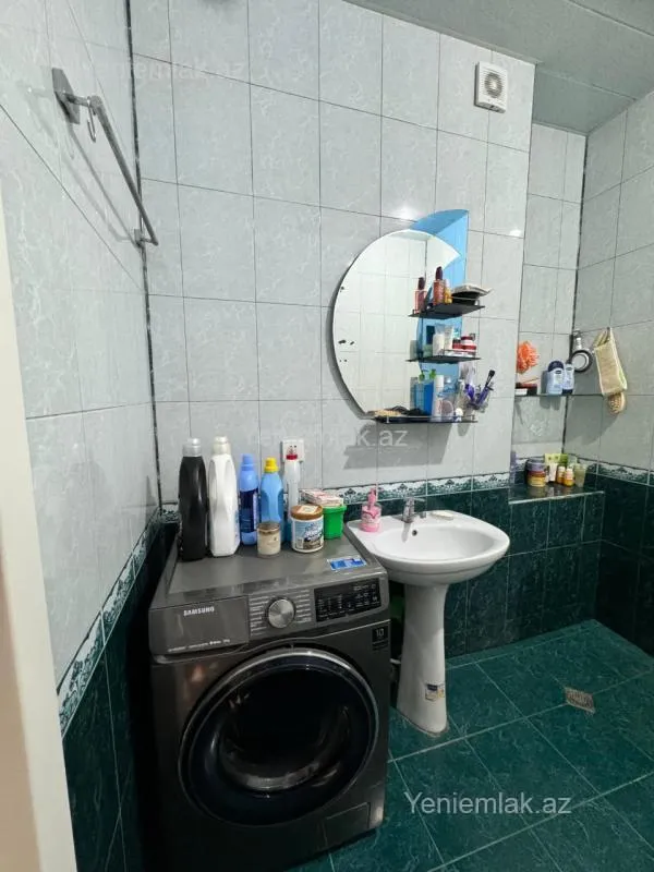 Satılır 3 otaqlı yeni tikili 115 m²