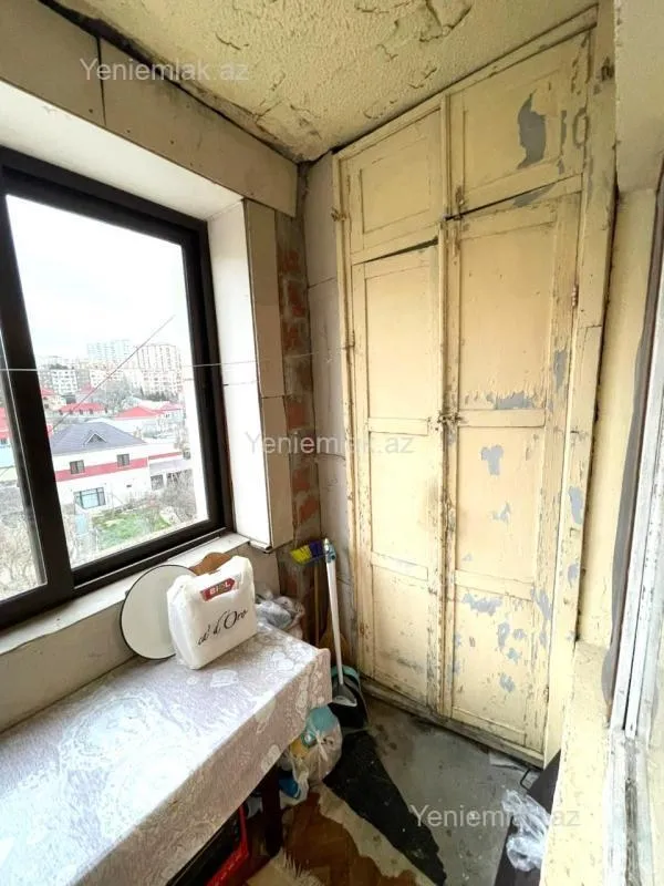 Satılır 1 otaqlı köhnə tikili 40 m²