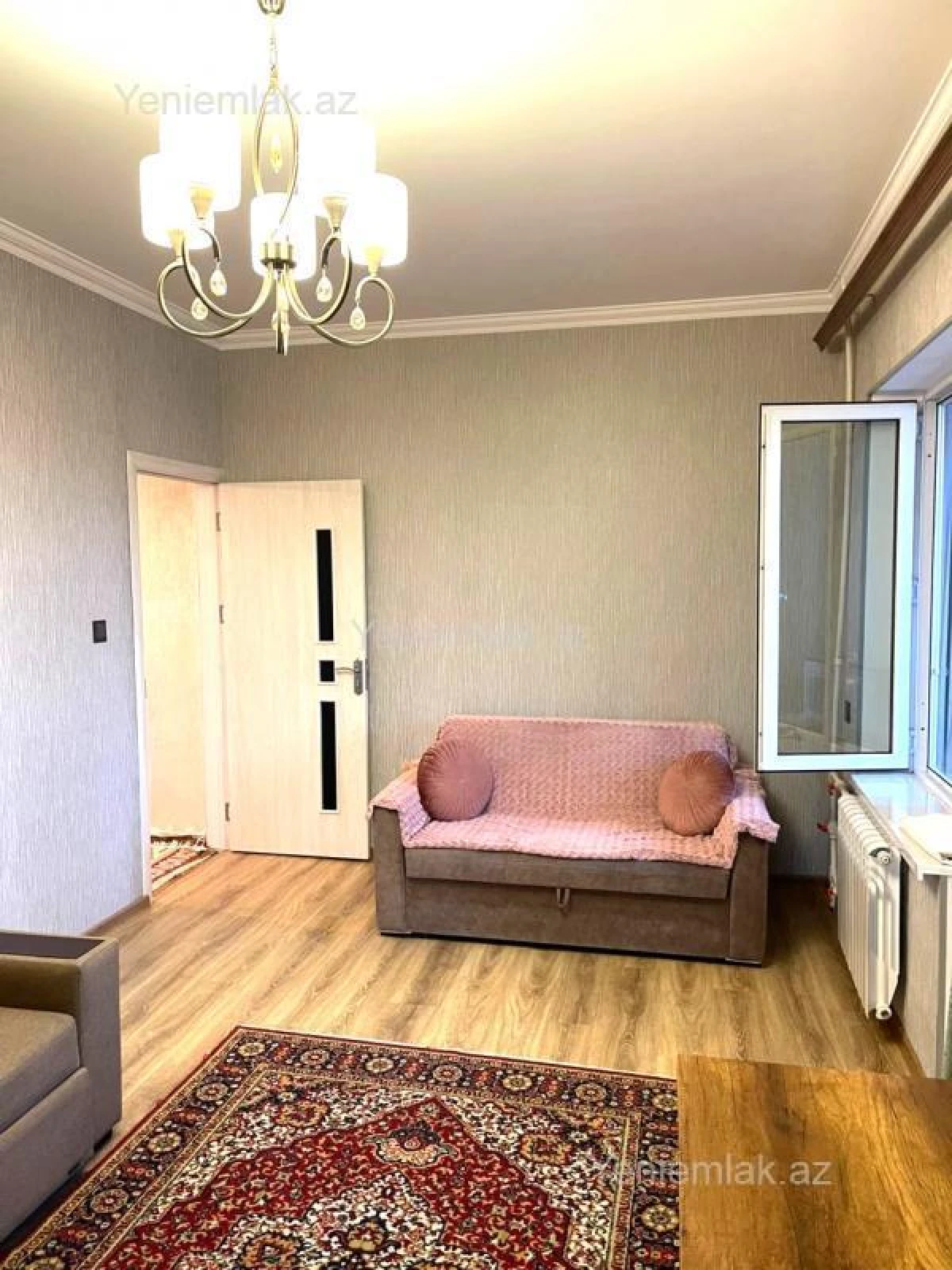 Satılır 1 otaqlı köhnə tikili 40 m²