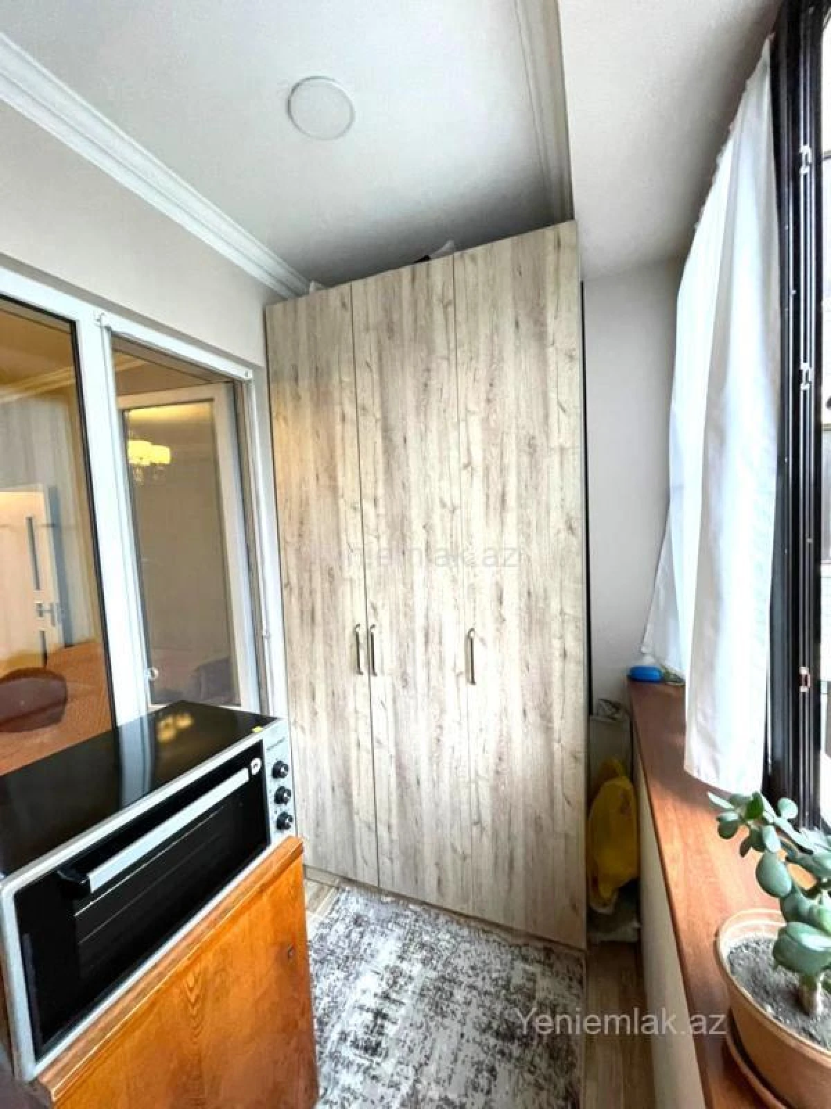 Satılır 1 otaqlı köhnə tikili 40 m²