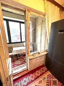 Satılır 1 otaqlı köhnə tikili 40 m²