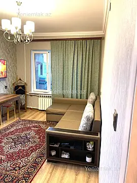 Satılır 1 otaqlı köhnə tikili 40 m²