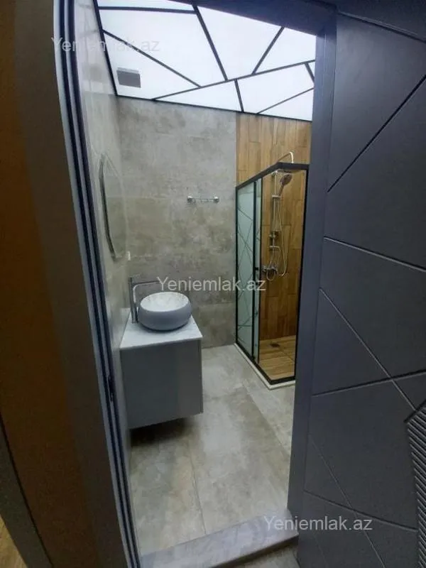 Satılır 2 otaqlı yeni tikili 65 m²