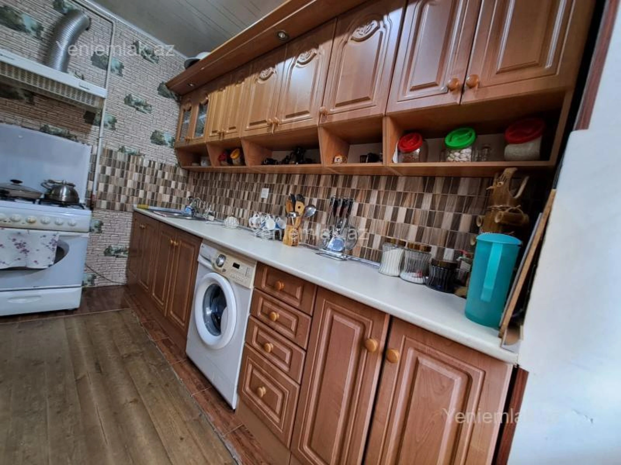 Satılır 3 otaqlı yeni tikili 105 m²