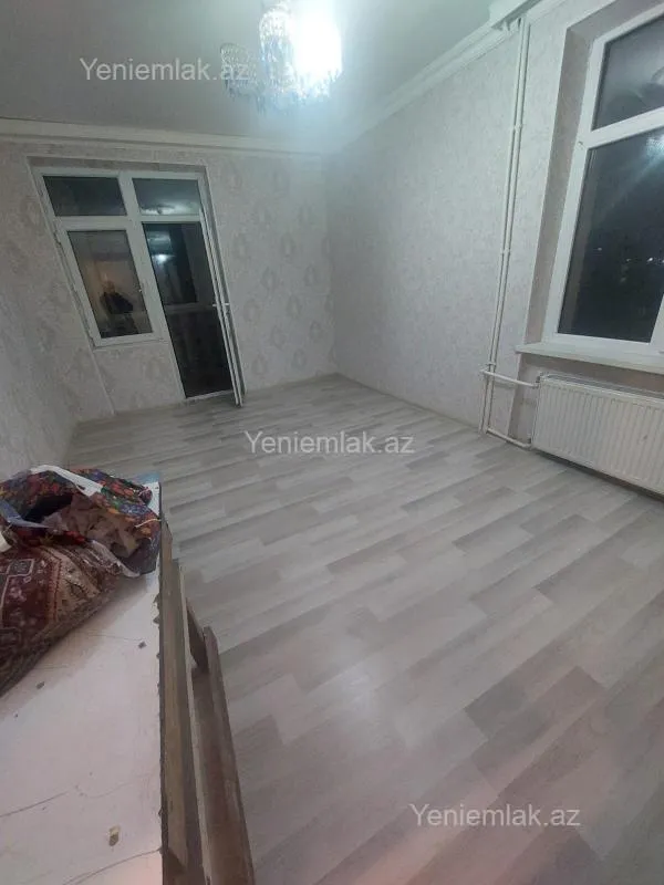 Satılır 1 otaqlı köhnə tikili 31 m²