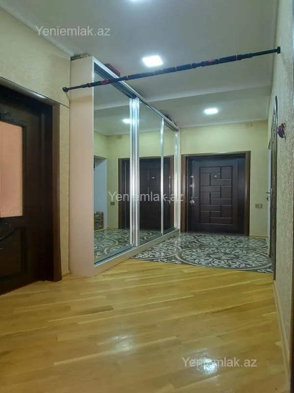 Satılır 2 otaqlı yeni tikili 65 m²