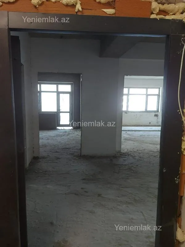 Satılır 3 otaqlı yeni tikili 140.3 m²