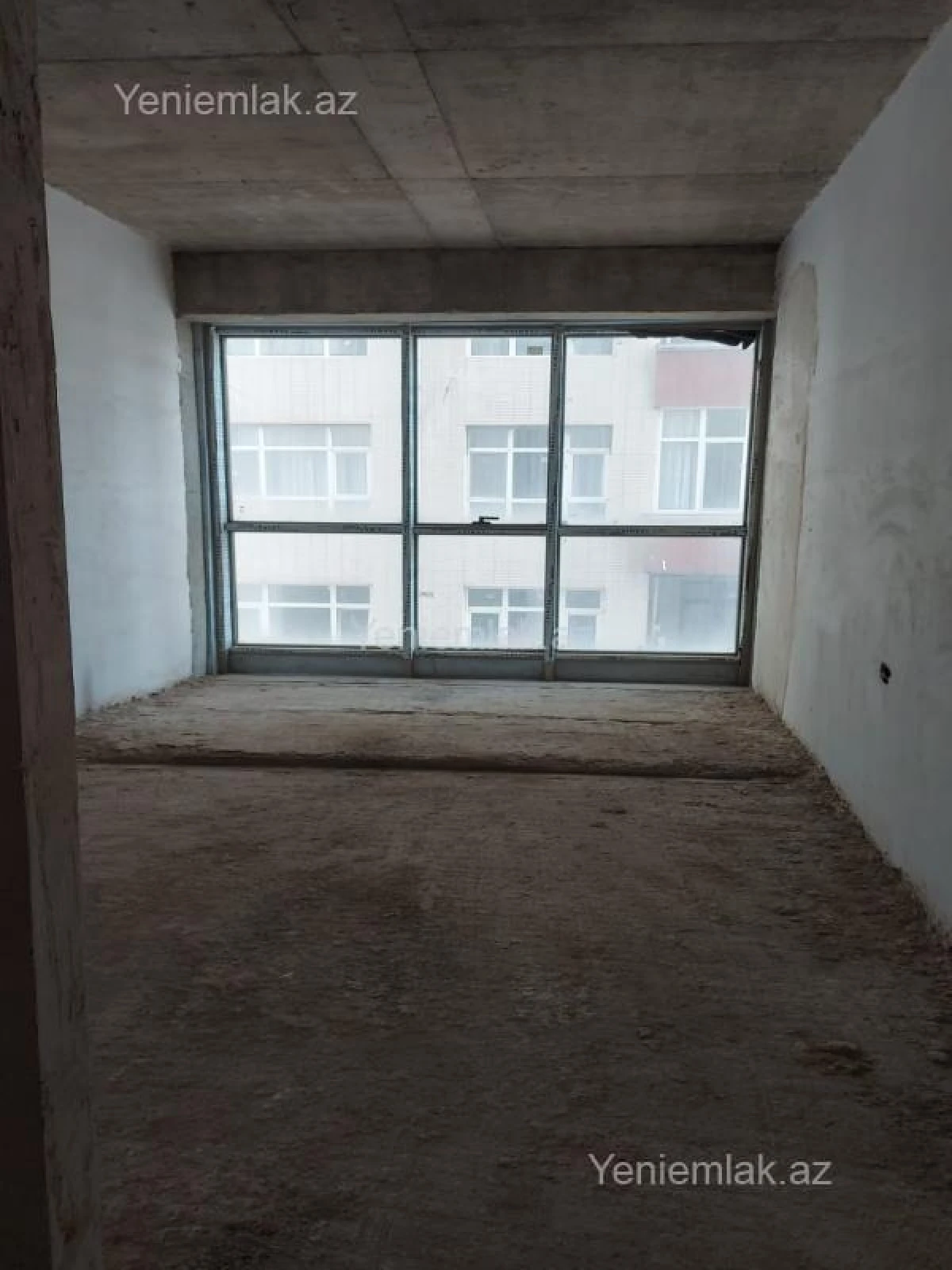 Satılır 3 otaqlı yeni tikili 140.3 m²