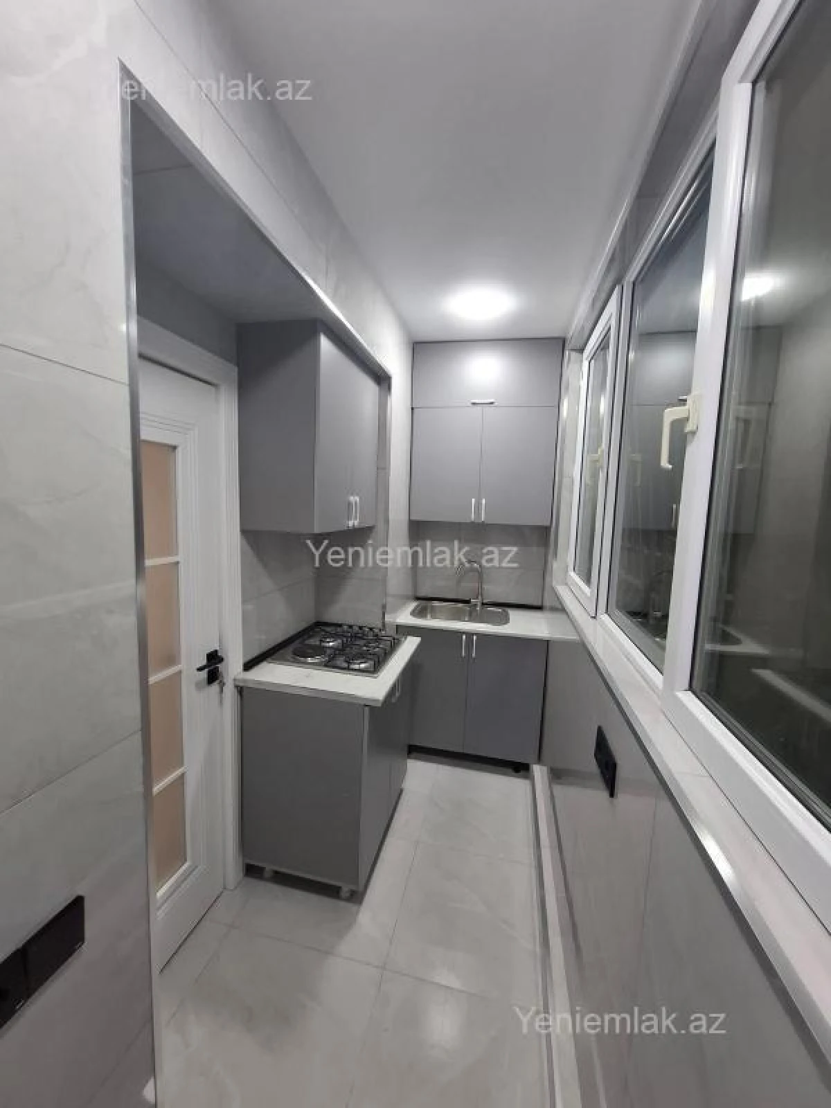 Satılır 2 otaqlı köhnə tikili 45 m²