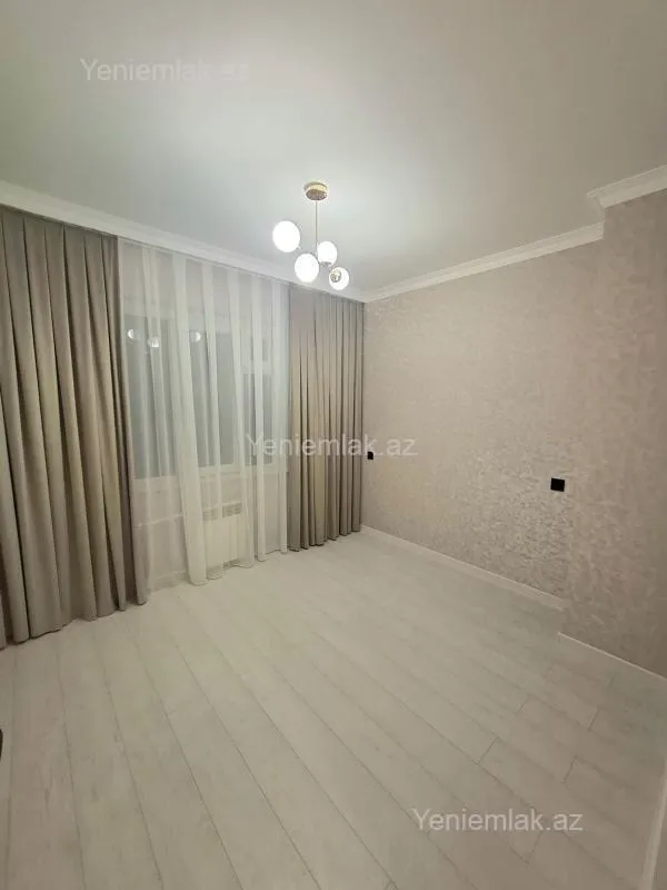 Satılır 2 otaqlı köhnə tikili 45 m²
