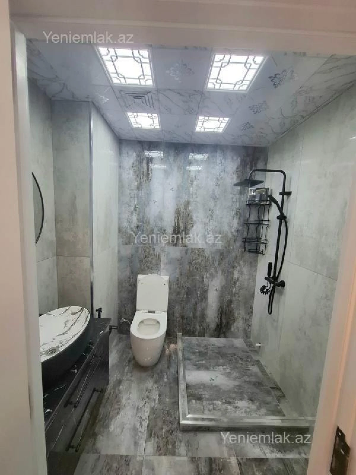 Satılır 2 otaqlı köhnə tikili 45 m²