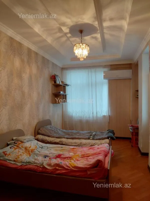 Satılır 5 otaqlı yeni tikili 137 m²