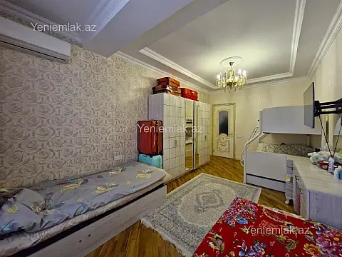 Satılır 4 otaqlı yeni tikili 165 m²