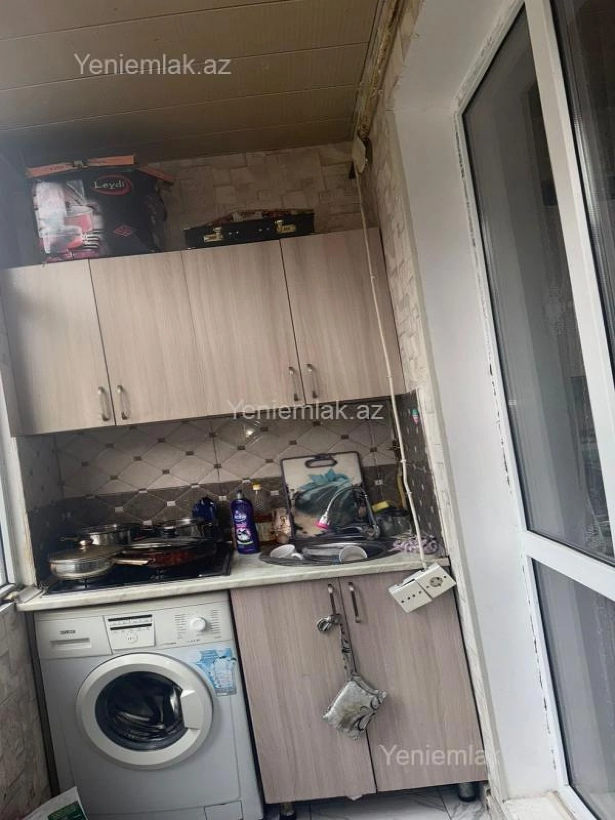 Satılır 3 otaqlı köhnə tikili 55 m²