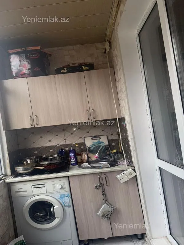 Satılır 3 otaqlı köhnə tikili 55 m²