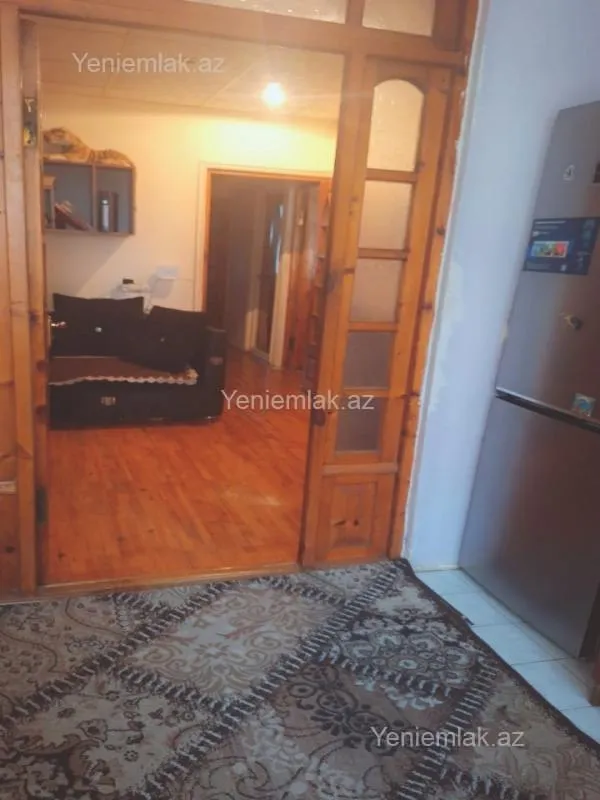 Satılır 2 otaqlı köhnə tikili 51 m²