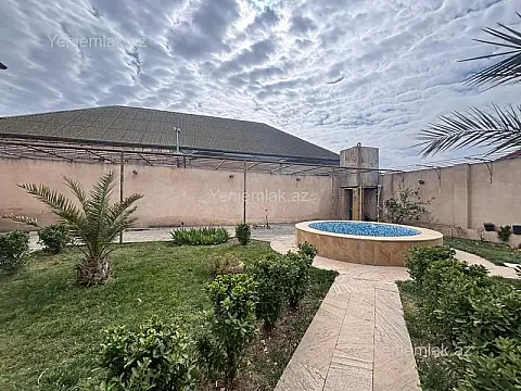 Satılır 7 otaqlı həyət evi 260 m²