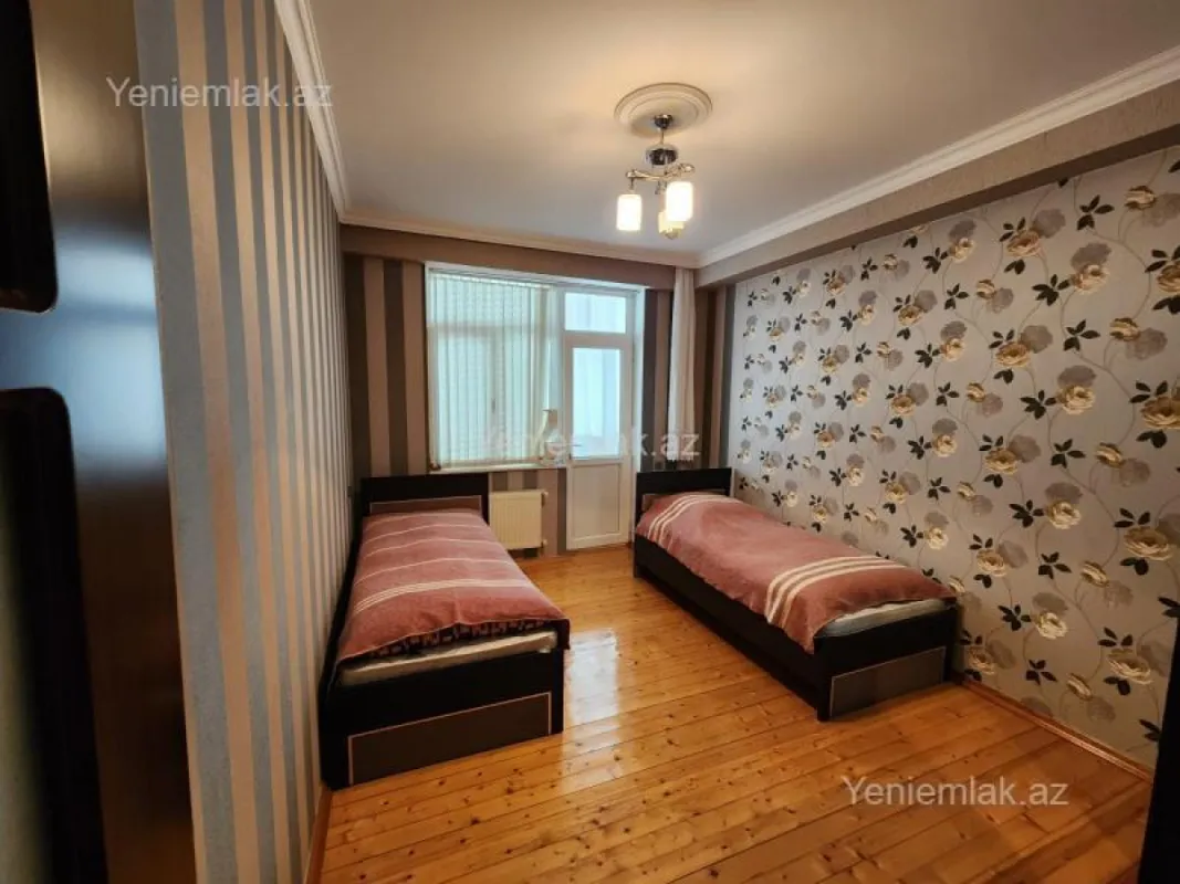 Satılır 3 otaqlı yeni tikili 90 m²