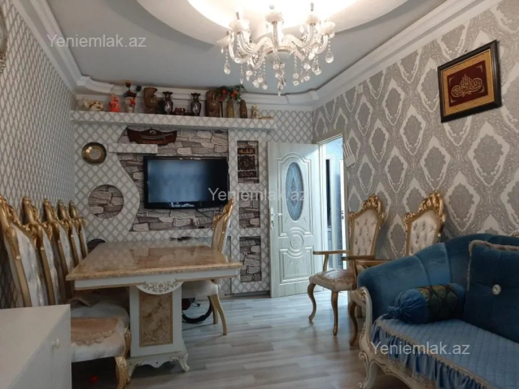 Satılır 2 otaqlı köhnə tikili 65 m²