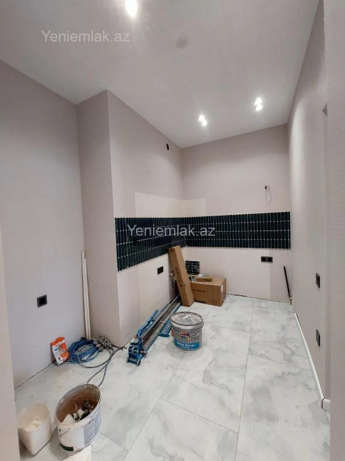 Satılır 3 otaqlı yeni tikili 115 m²