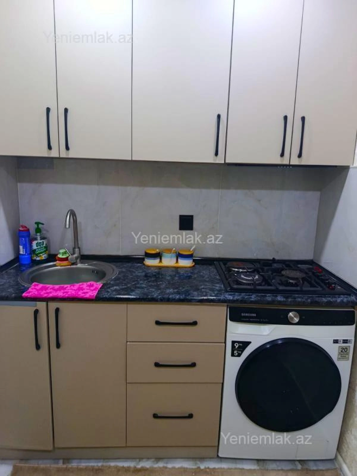 Satılır 3 otaqlı köhnə tikili 60 m²