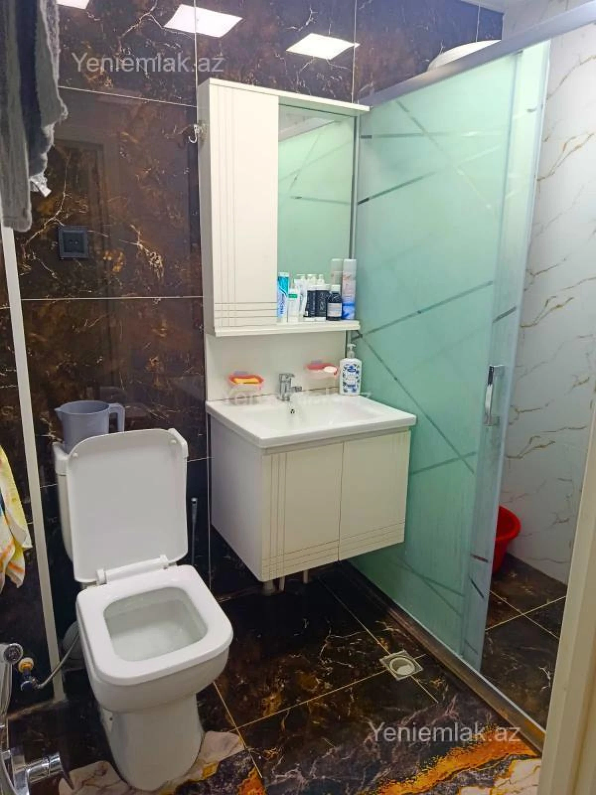 Satılır 3 otaqlı köhnə tikili 60 m²