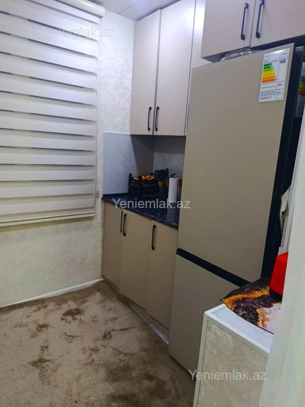 Satılır 3 otaqlı köhnə tikili 60 m²