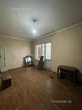 Satılır 1 otaqlı köhnə tikili 34 m² — Sumqayıt, 8-ci mikrorayon 1 otaq 34.00 m²